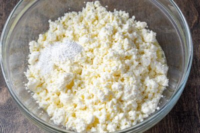 Farmers cheese with baking powder