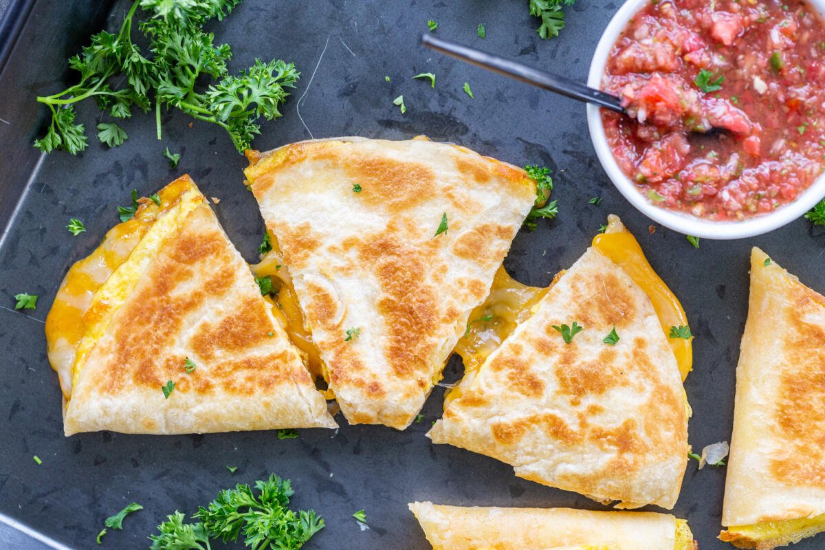 Breakfast Quesadillas (Only 5 Ingredients) Momsdish