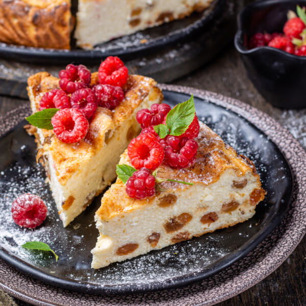 Baked Slice of Zapekanka