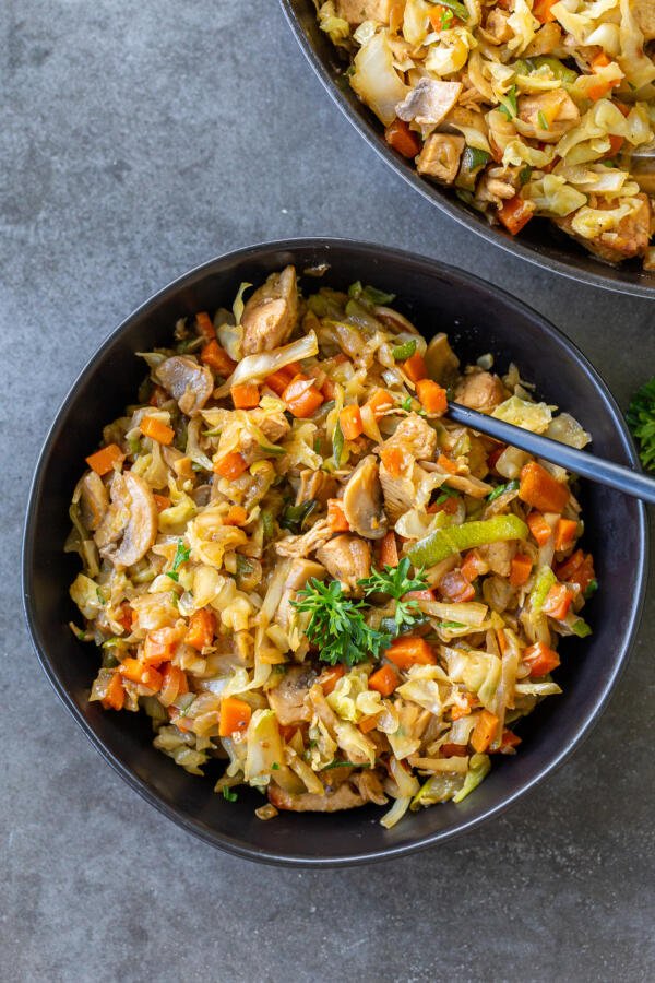 Braised cabbage in a bowl