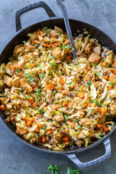 Comforting Braised Cabbage with Chicken - Momsdish