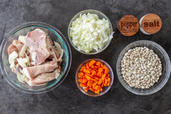 Ingredients for white bean soup