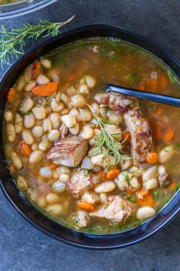 a bowl of white bean soup in a bowl 