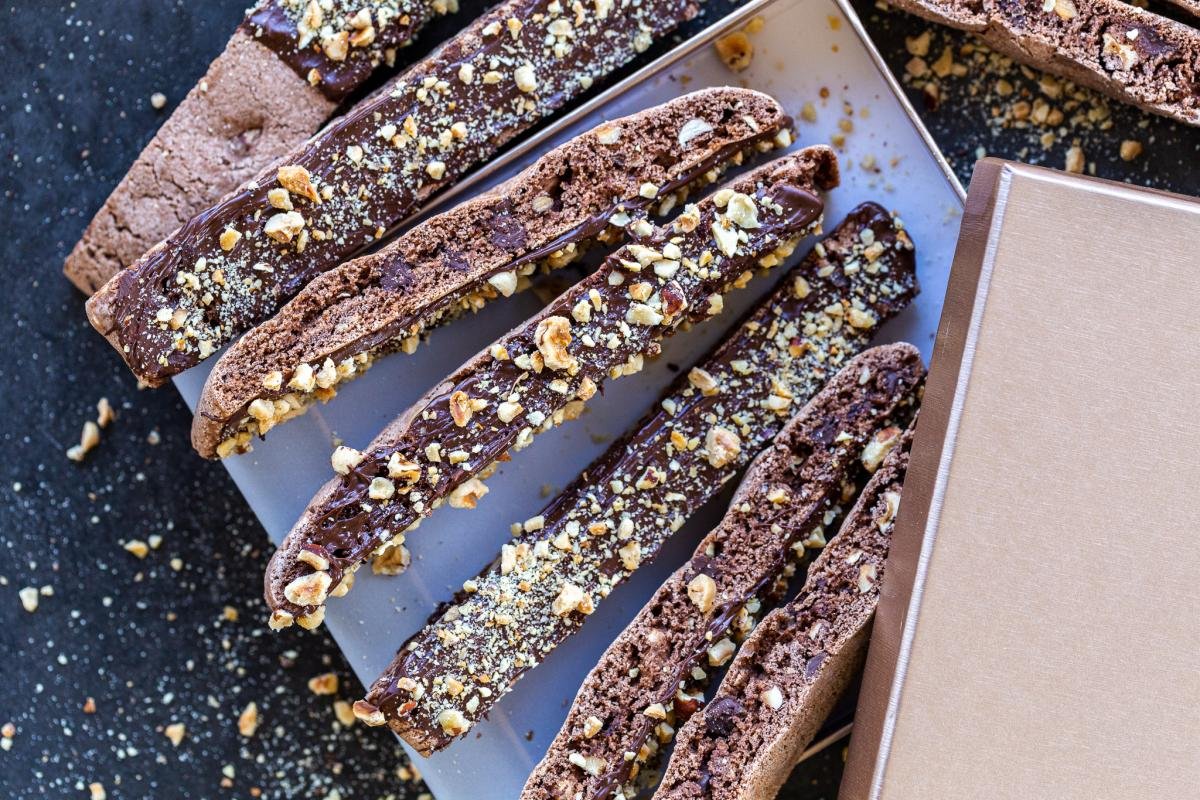 Chocolate Biscotti Recipe with Hazelnuts Momsdish