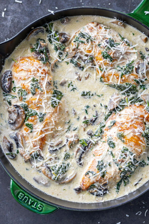 Pan with Creamy Chicken Breast.
