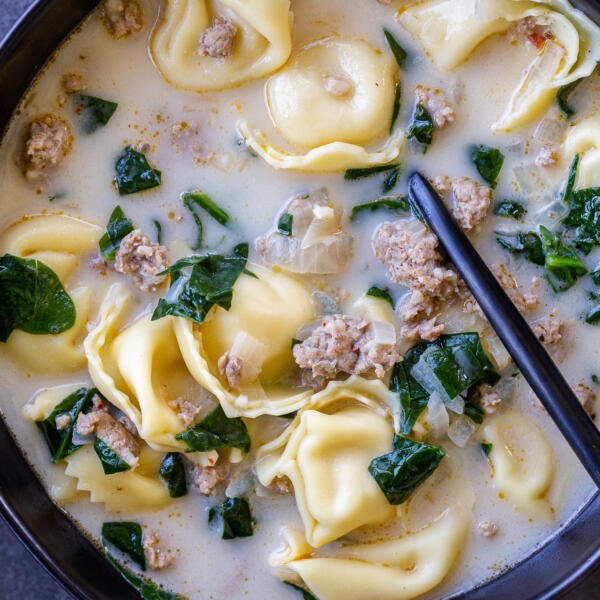 Creamy Spinach Tortellini Soup in a bowl