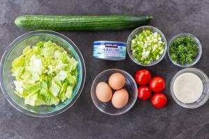 Ingredients for Cobb Salad with Tuna