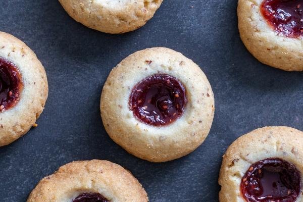 Raspberry Thumbprint Cookies