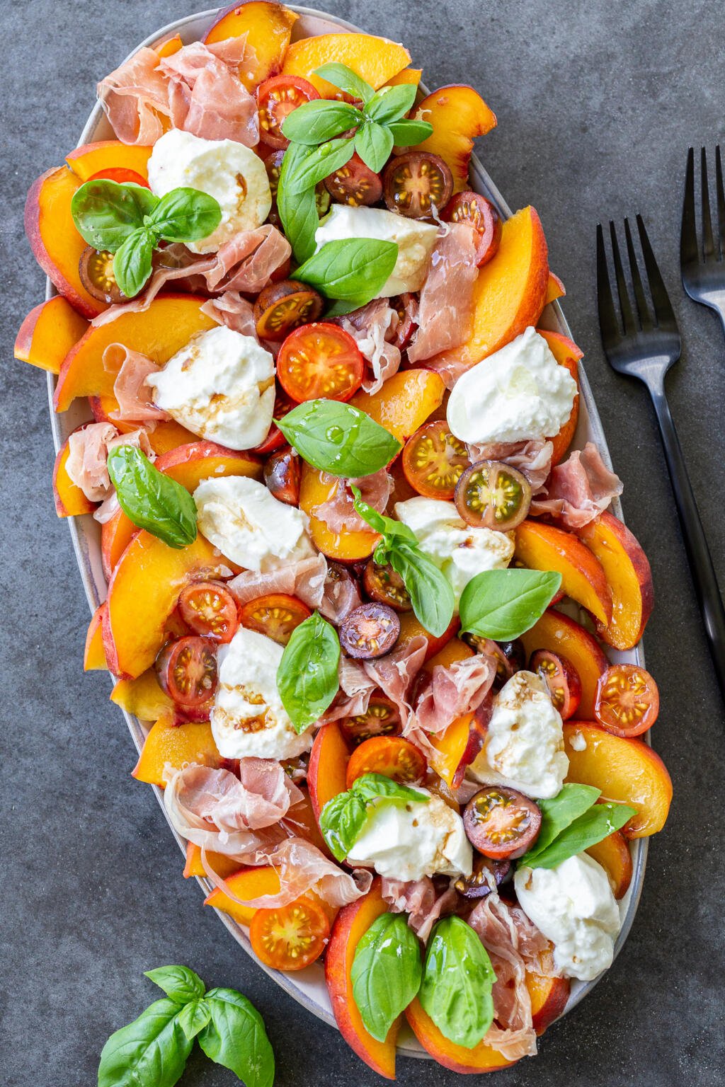 Tomato Peach Burrata Salad Recipe 15 Minutes Only Momsdish 