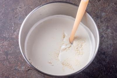 whisked eggs with flour