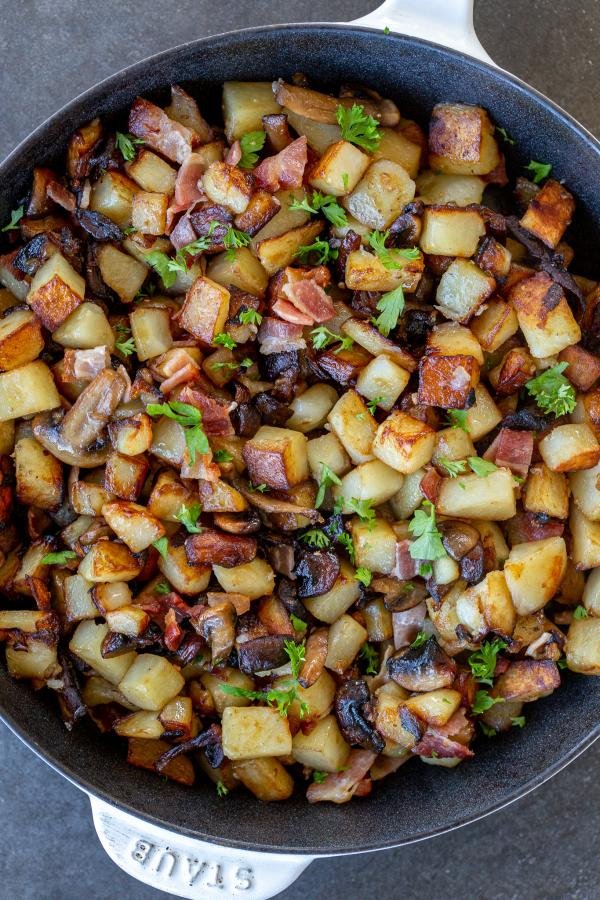 Potato Mushroom Breakfast in a serving pan 