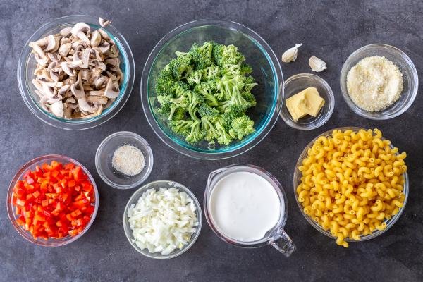 Ingredients for creamy veggie passta