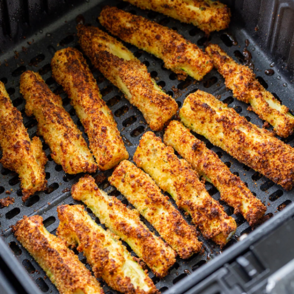 Air Fryer Zucchini Fries (Extra Crispy!) Story Poster Image