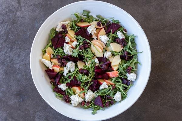 Beet And Goat Cheese Arugula Salad - Momsdish