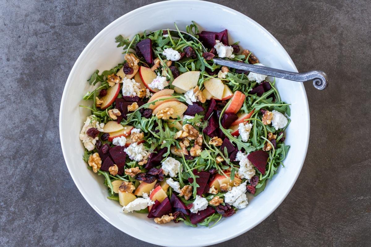 Beet and Goat Cheese Arugula Salad Momsdish
