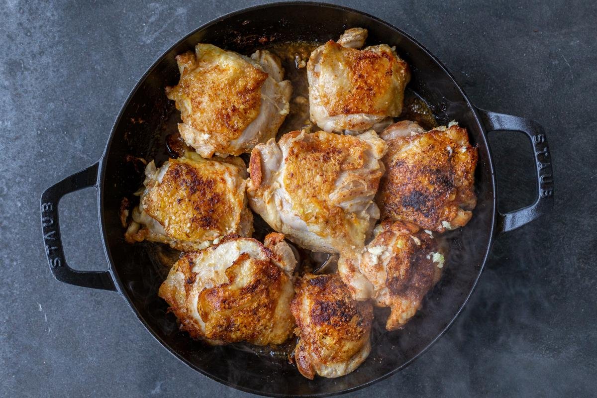 PanSeared Chicken Thighs (30 Minutes!) Momsdish