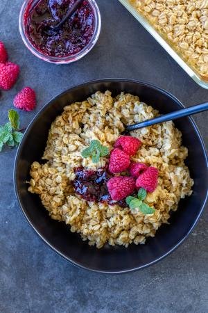 Baked oatmeal in a bowl with berries