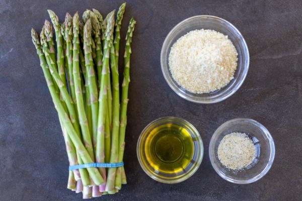 Ingredients for Crispy Baked Parmesan Asparagus