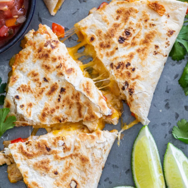 Easy Chicken Quesadillas (Fajita Style) Story Poster Image