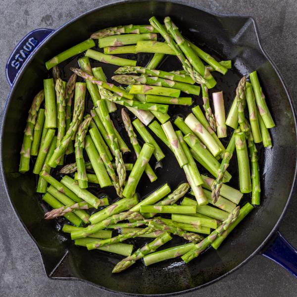 Sautéed Asparagus in a pan