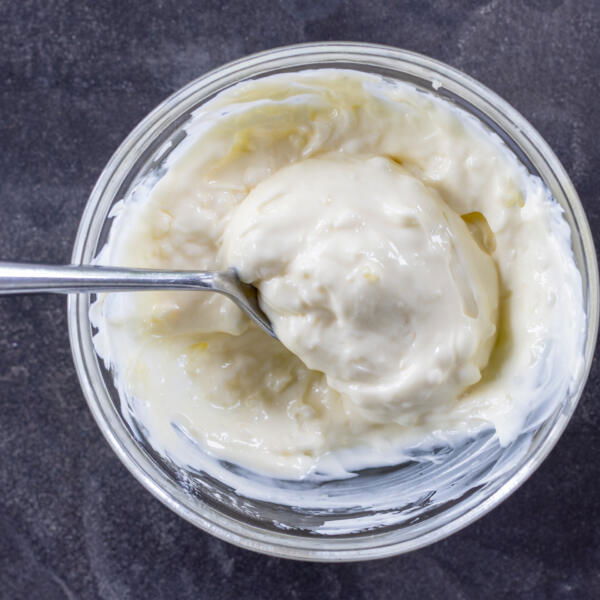 Seasoned mayo in a bowl.