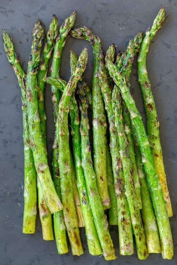 Grilled asparagus on a serving tray