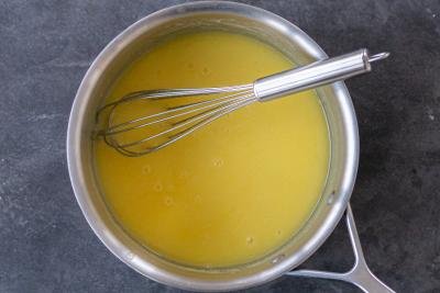 melted butter with sugar in a pot