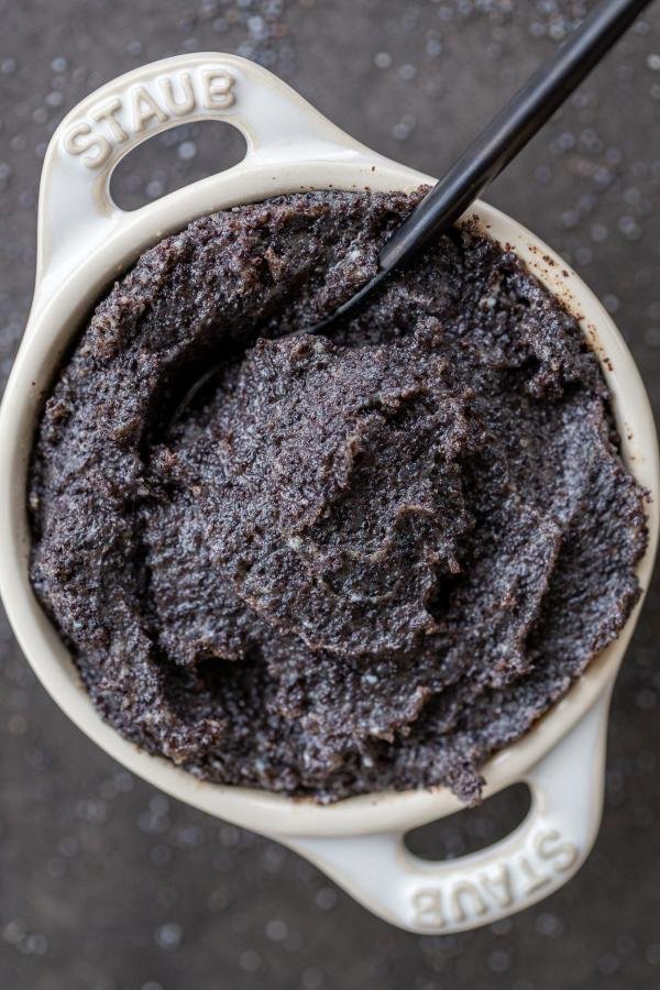 Poppy Seed Filling in a bowl