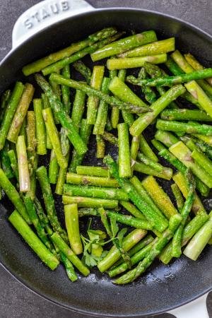 Sautéed Asparagus in a pan
