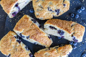 Baked scones on a serving tray.