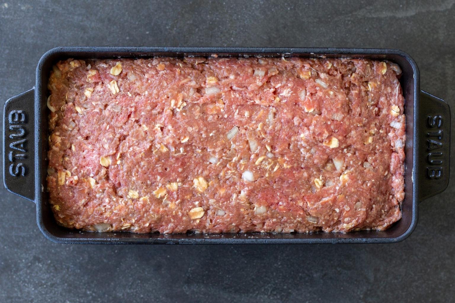 Meatloaf Recipe with Oatmeal (So Juicy) Momsdish