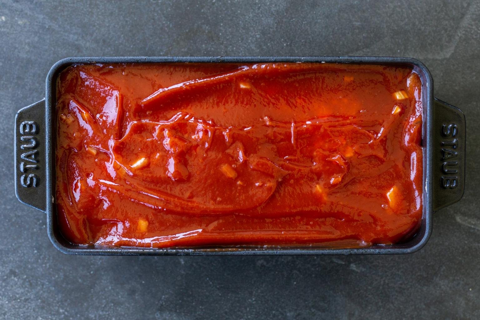 Meatloaf Recipe with Oatmeal (So Juicy) Momsdish