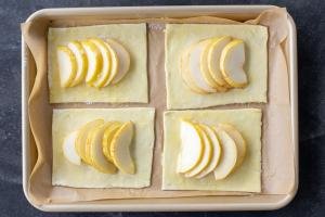 Brushed puff pastry with eggs