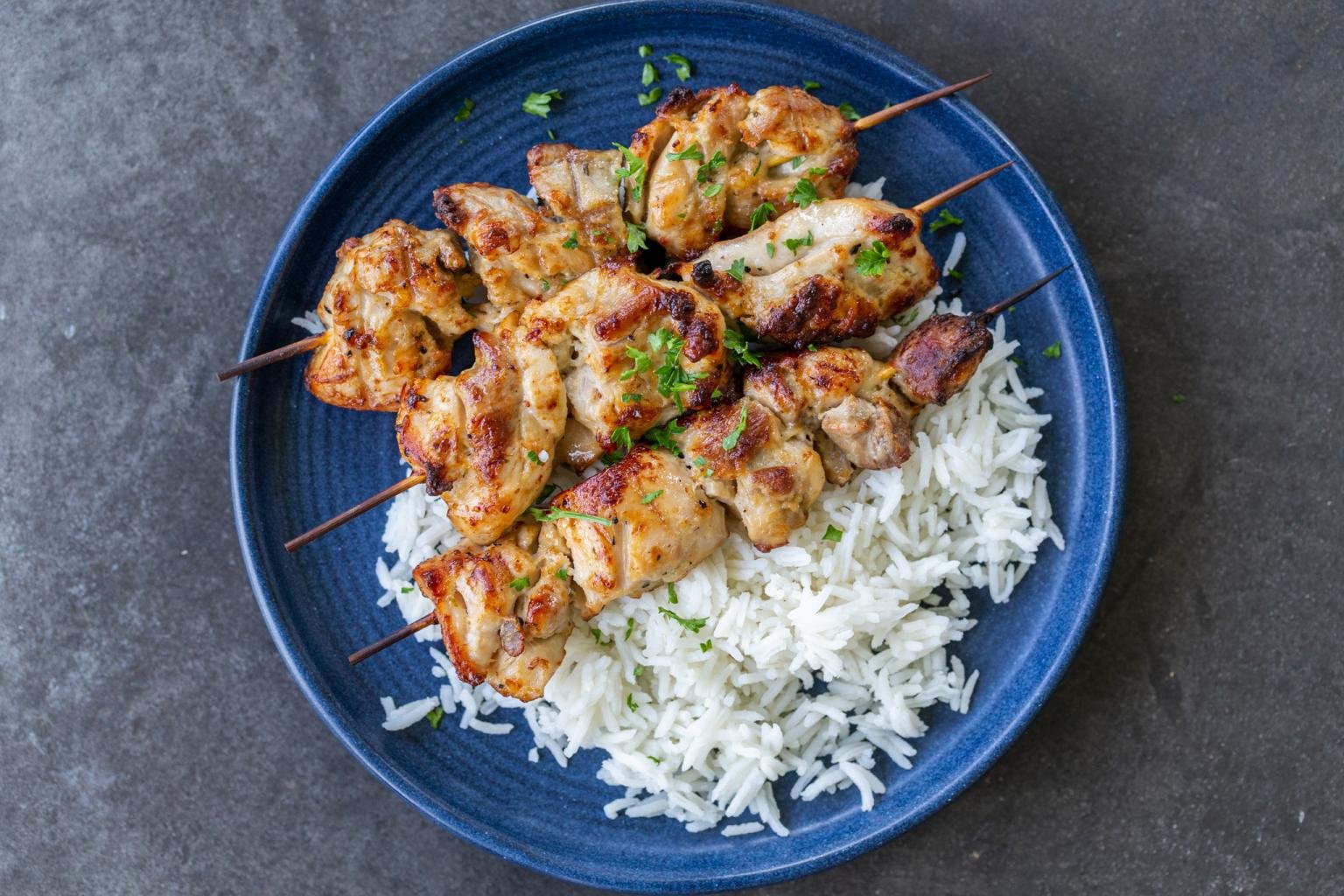 OvenBaked Chicken Kabobs (Juicy & Tangy) Momsdish