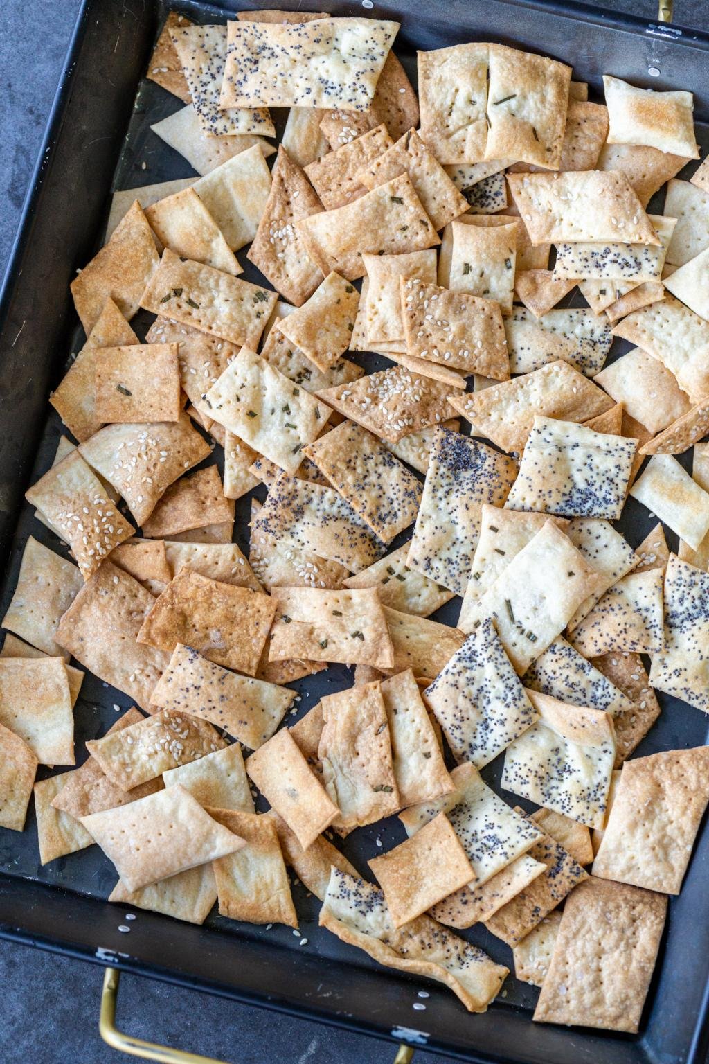 Easy Sourdough Crackers (Only 4 Ingredients) Momsdish