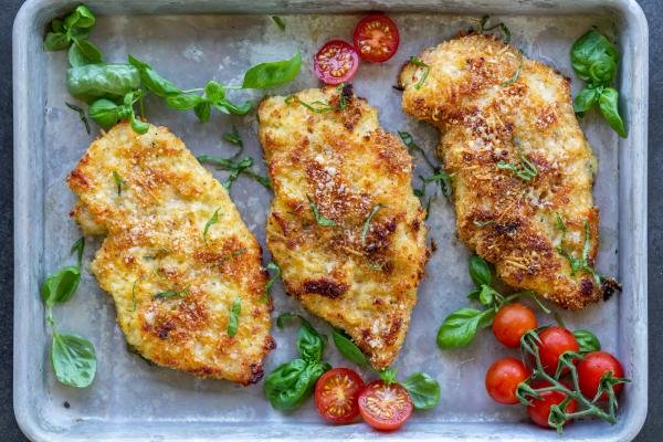 Parmesan Crusted Chicken (Oven Baked) - Momsdish