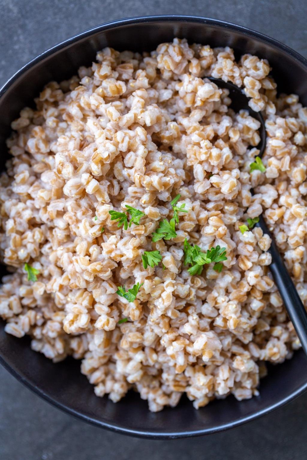 How to Cook Farro (Quick Tips) Momsdish