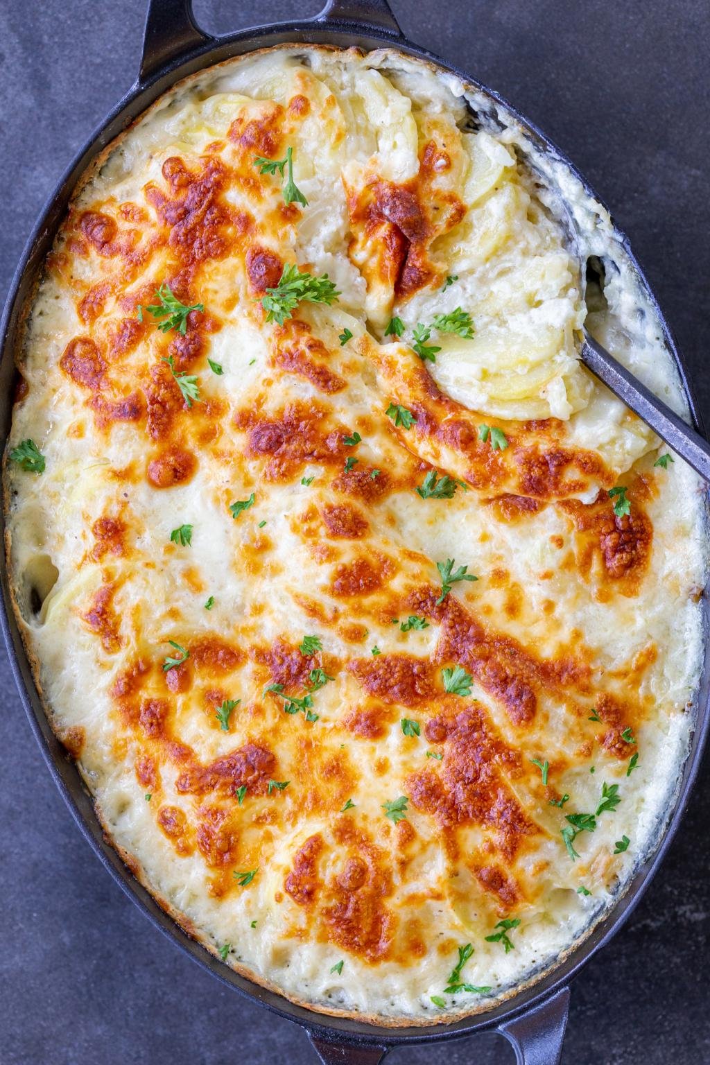 The Best Scalloped Potatoes Recipe - Momsdish