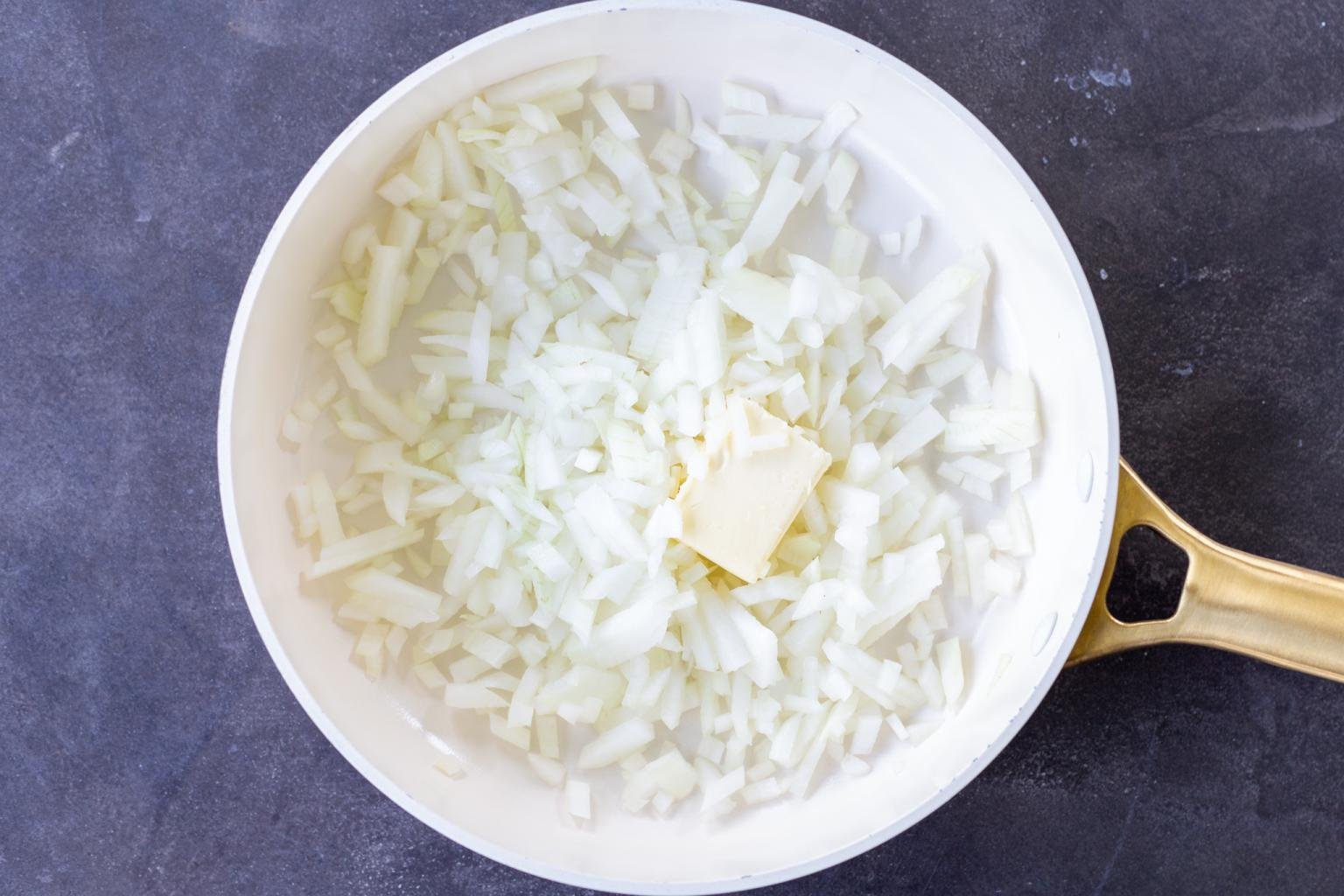 The Best Scalloped Potatoes Recipe - Momsdish