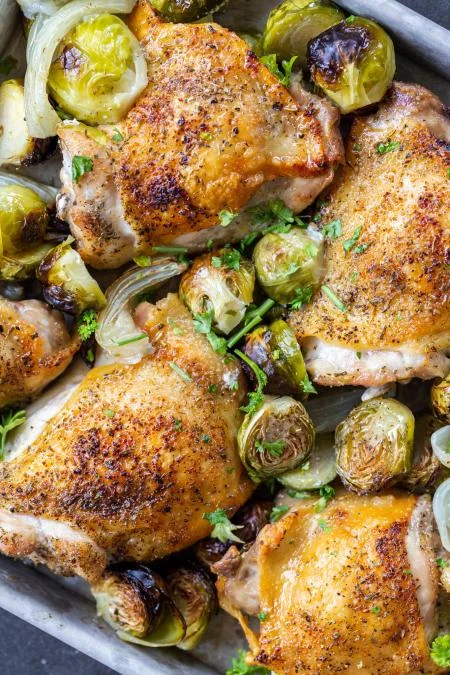 Sheet Pan Chicken Thighs with Veggies - Momsdish