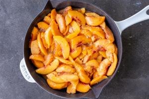 Peaches in a pan.