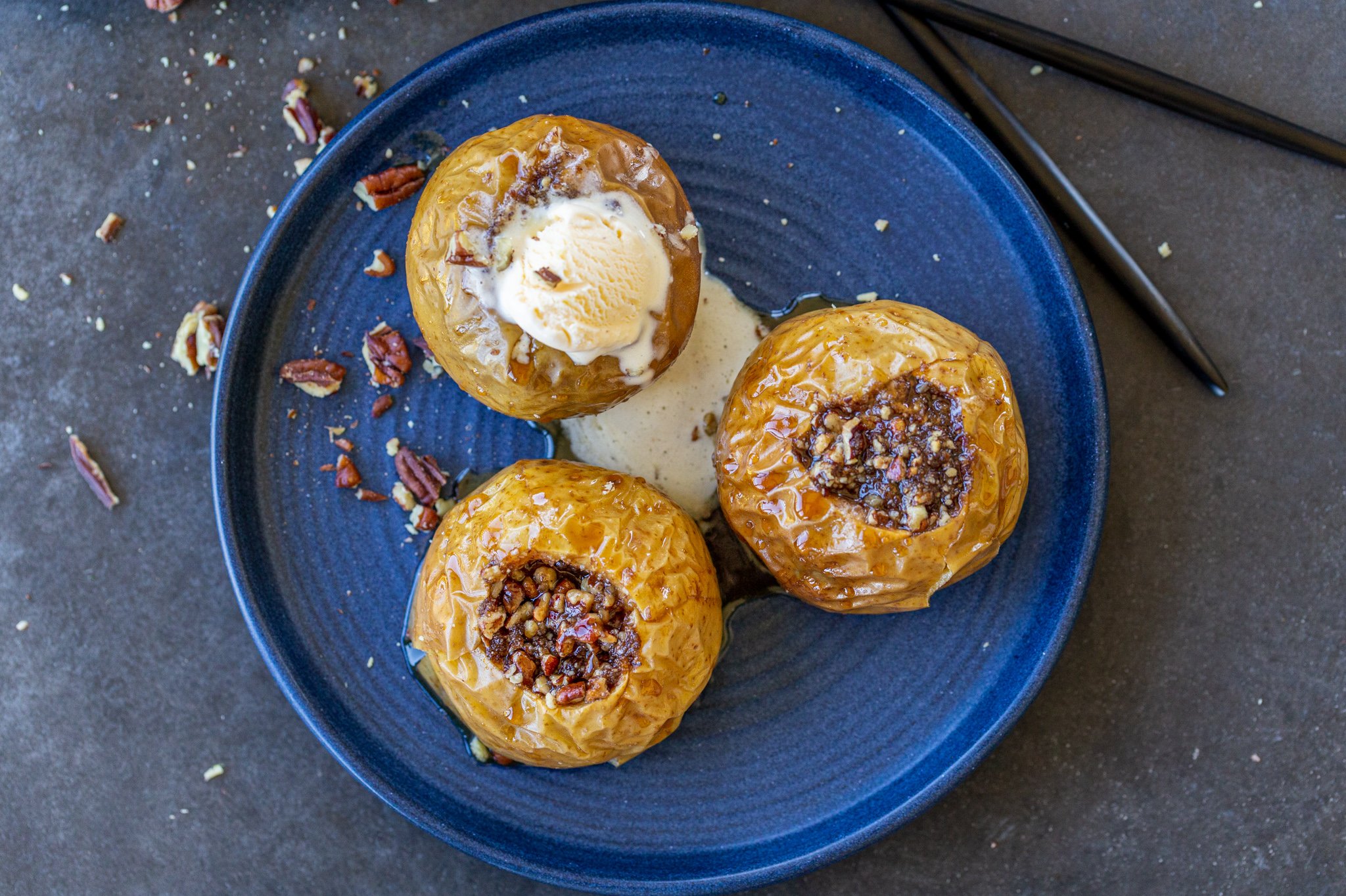 Easy Baked Apples (Old-Fashioned)-image