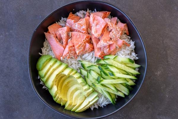 Salmon Sushi Bowl (10 Minute) - Momsdish