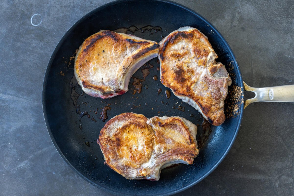 Crock Pot Pork Chops (with Mushrooms) - Momsdish