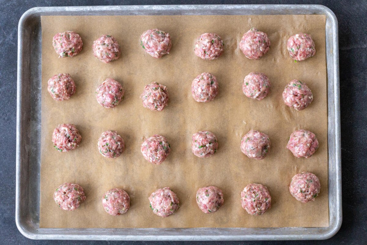 Lamb Meatballs (Quick & Easy) - Momsdish