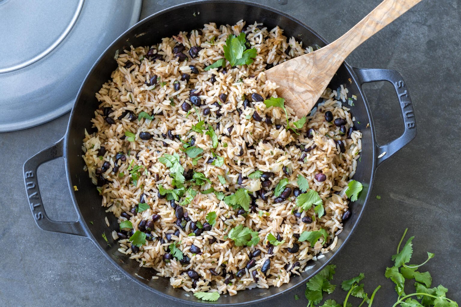 Black Bean & Rice Recipe - Momsdish