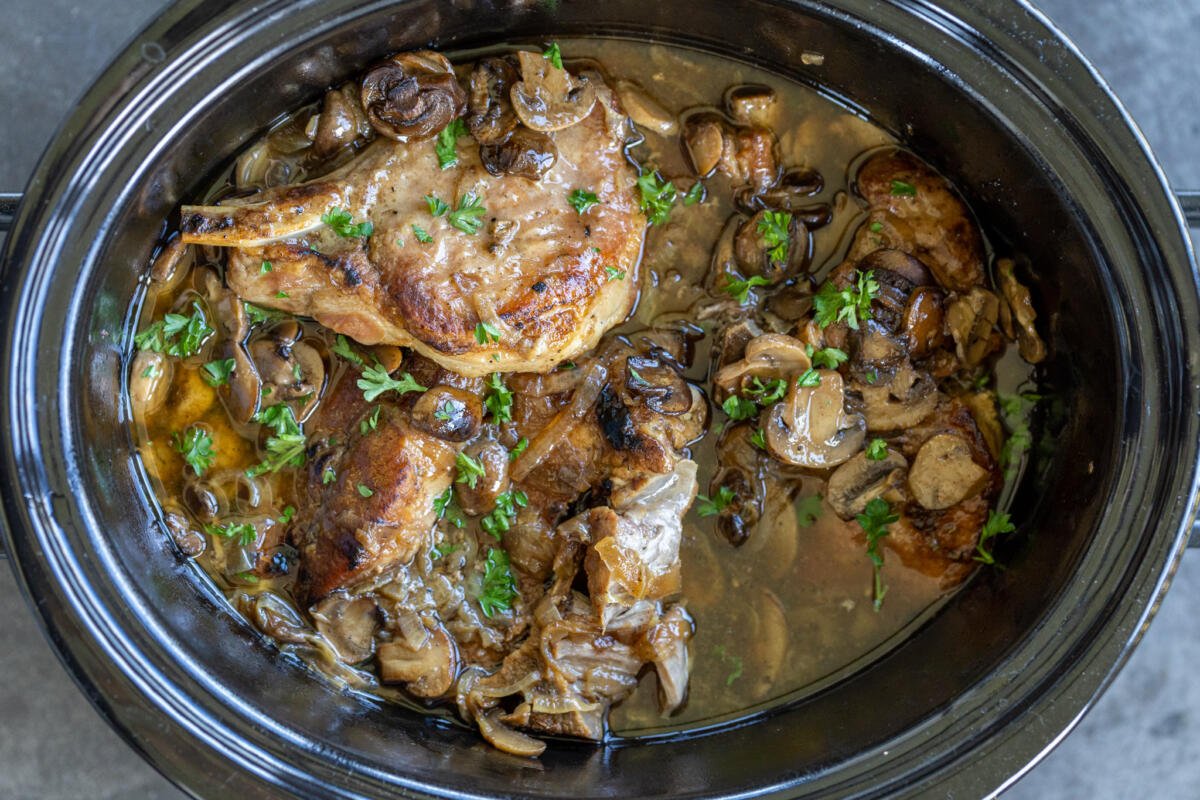 Crock Pot Pork Chops (with Mushrooms) - Momsdish
