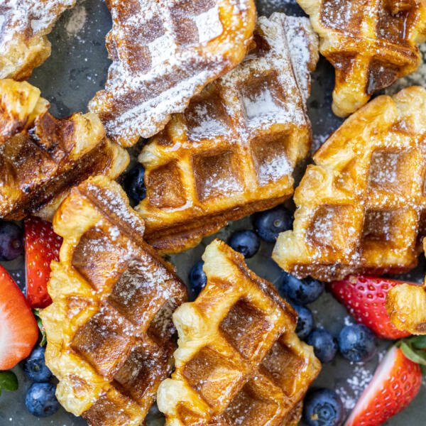 Easy Croffle (Croissant Waffles) - Momsdish