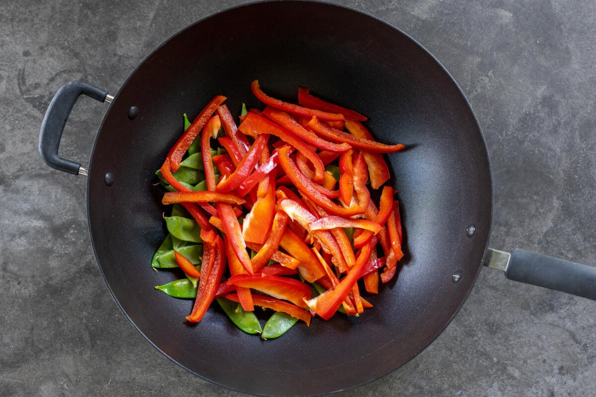 Shrimp Stir Fry Recipe (One Pan) - Momsdish