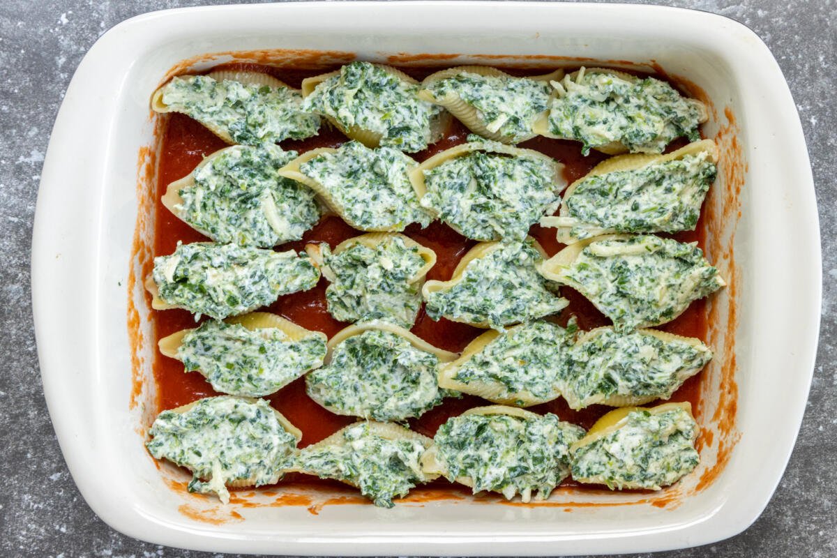 Spinach Stuffed Shells - Momsdish